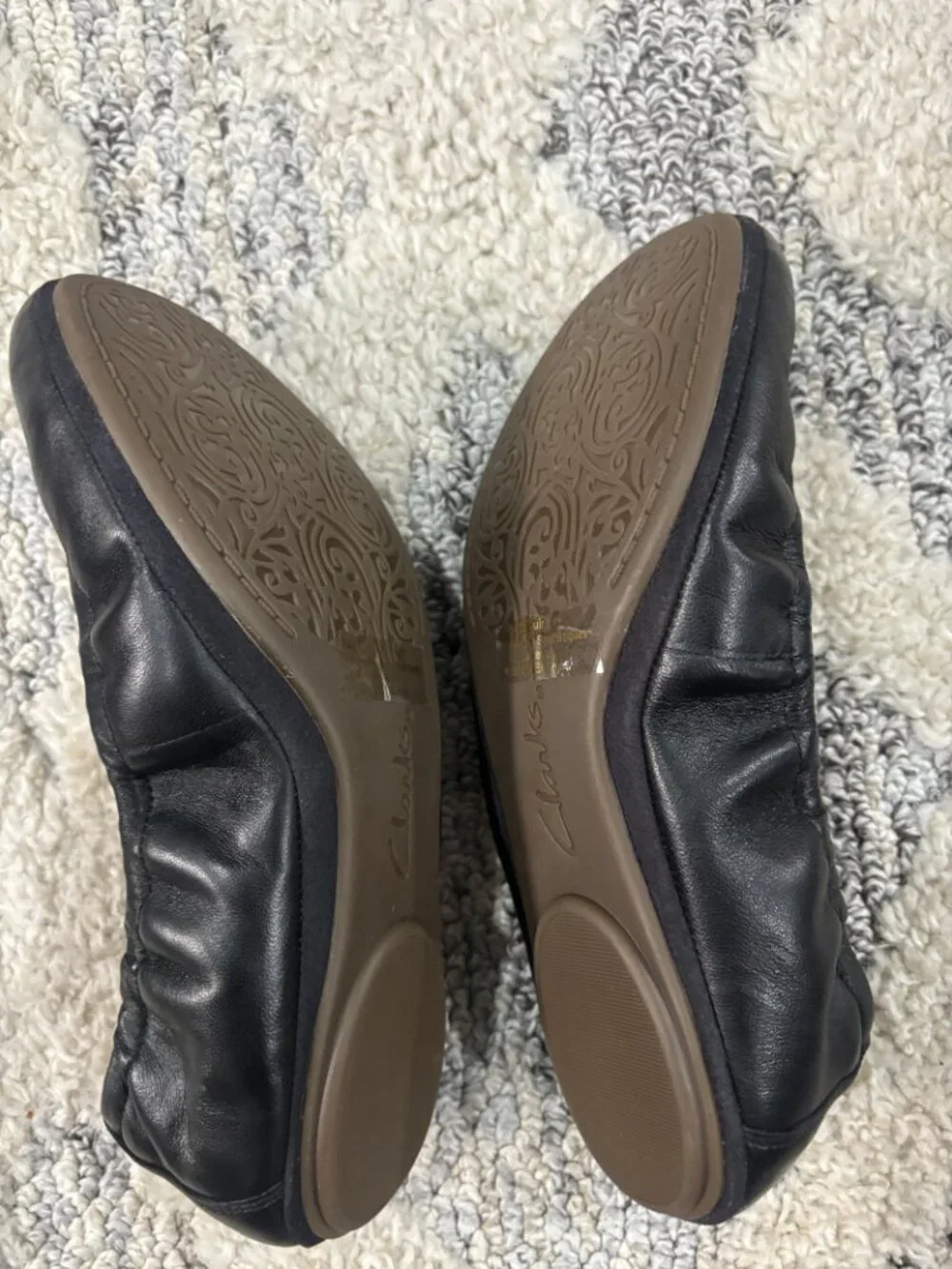 Clarks Black Ballet Flat Size 7.5